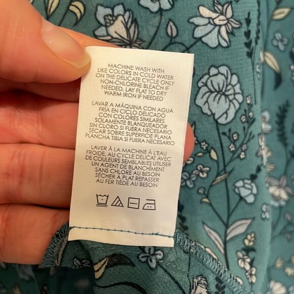 CAbi Chase Field of Flowers Blouse - Picture 7 of 9